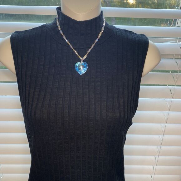 crystal heart Pendant necklace Iridescent 14 1/2 “ Plus Extension - Picture 2 of 7